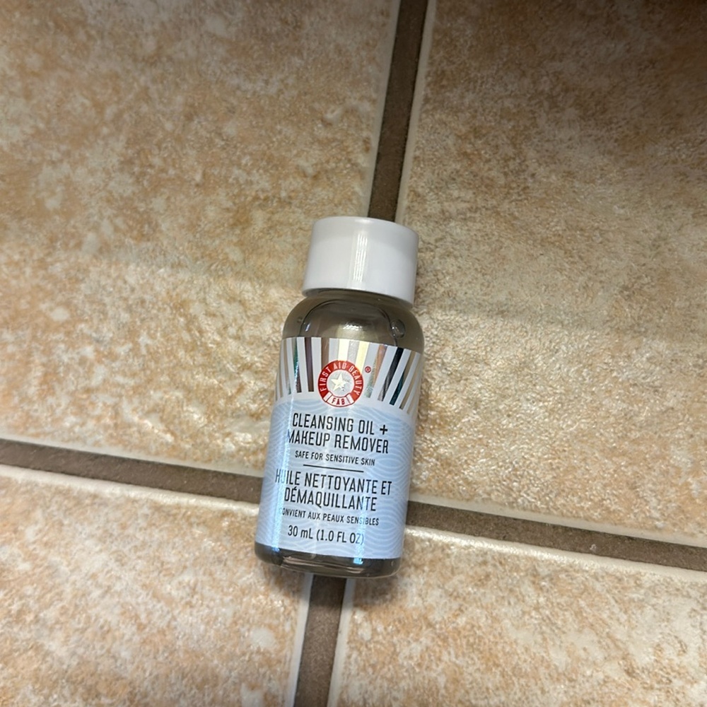 First Aid Beauty Cleansing Oil + Makeup Remover